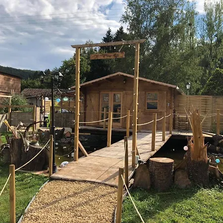 Soleil De Minuit Bed & Breakfast Hampteau